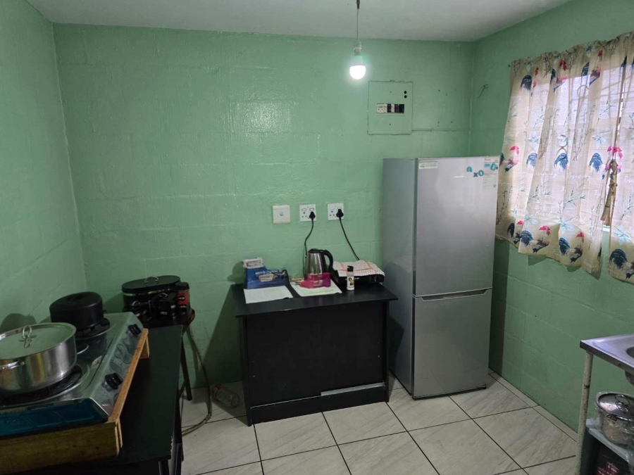 2 Bedroom Property for Sale in Elsies River Western Cape